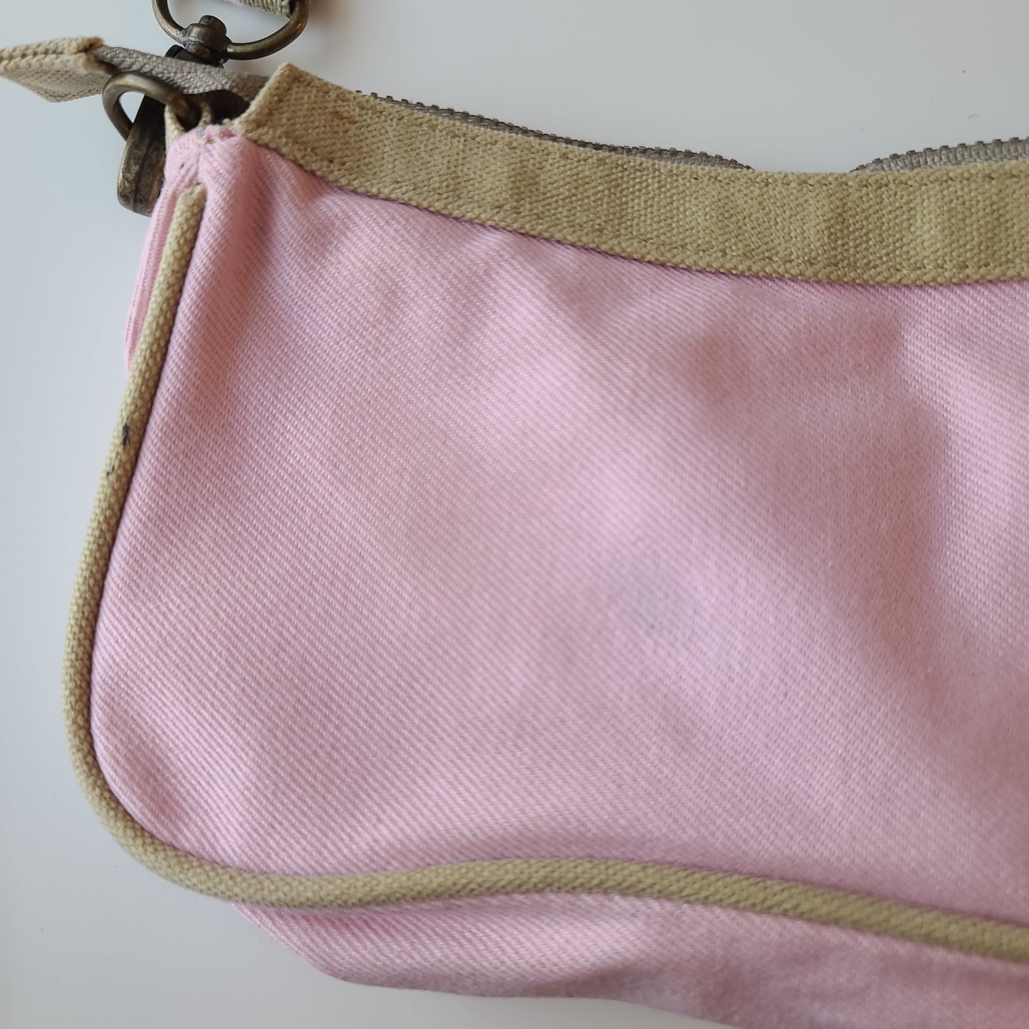 Roxy 90s baguette mini bag
