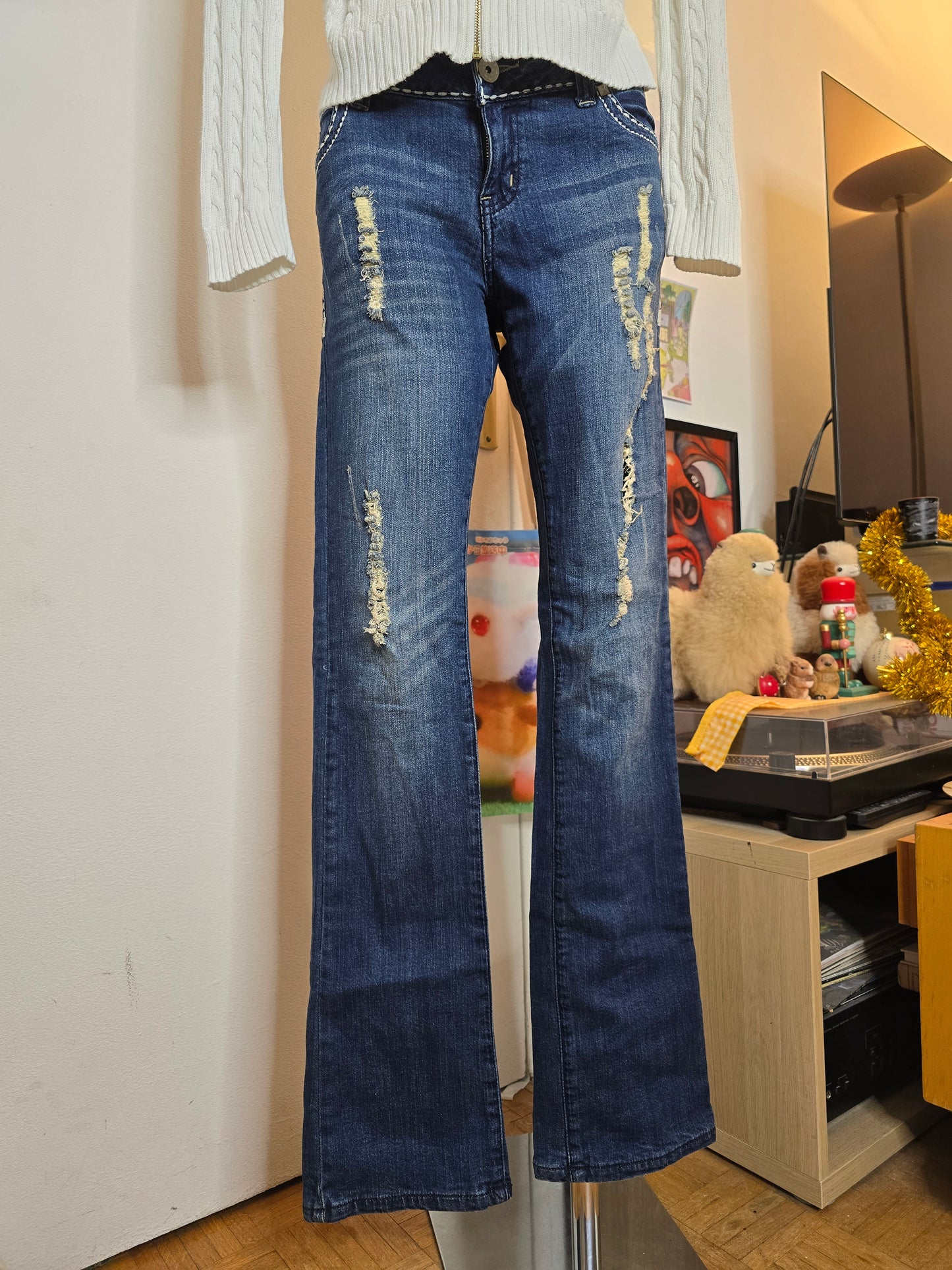Y2k vintage coquette worn effect, overlocked seams denim bootcut