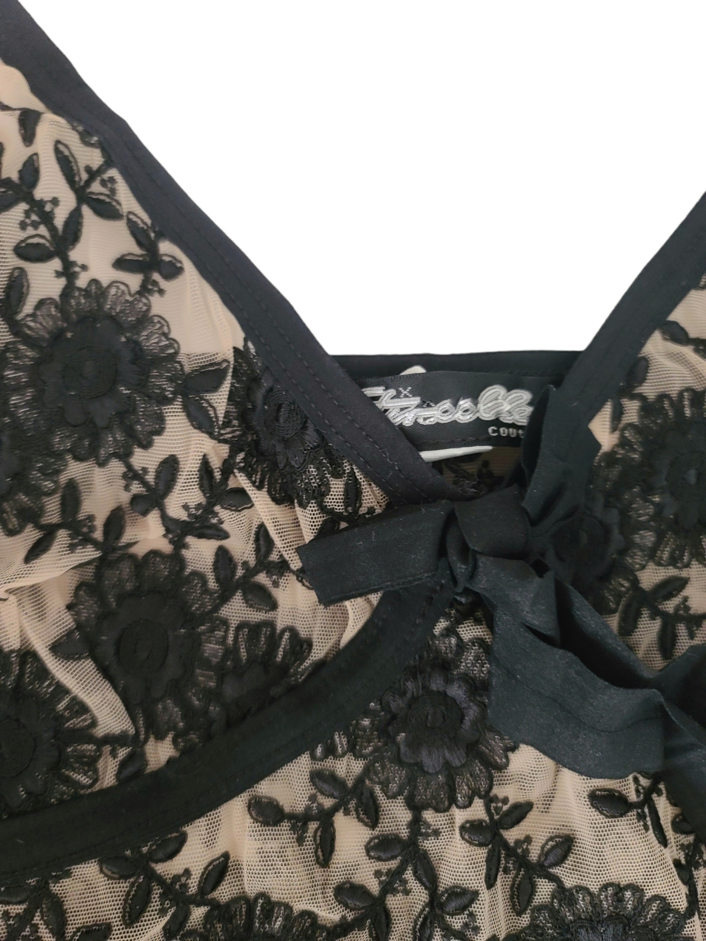Vintage flirty embroidered floral tank top
