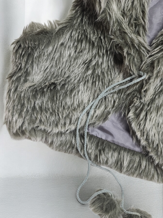 Y2k fake fur flirty sleeveless jacket