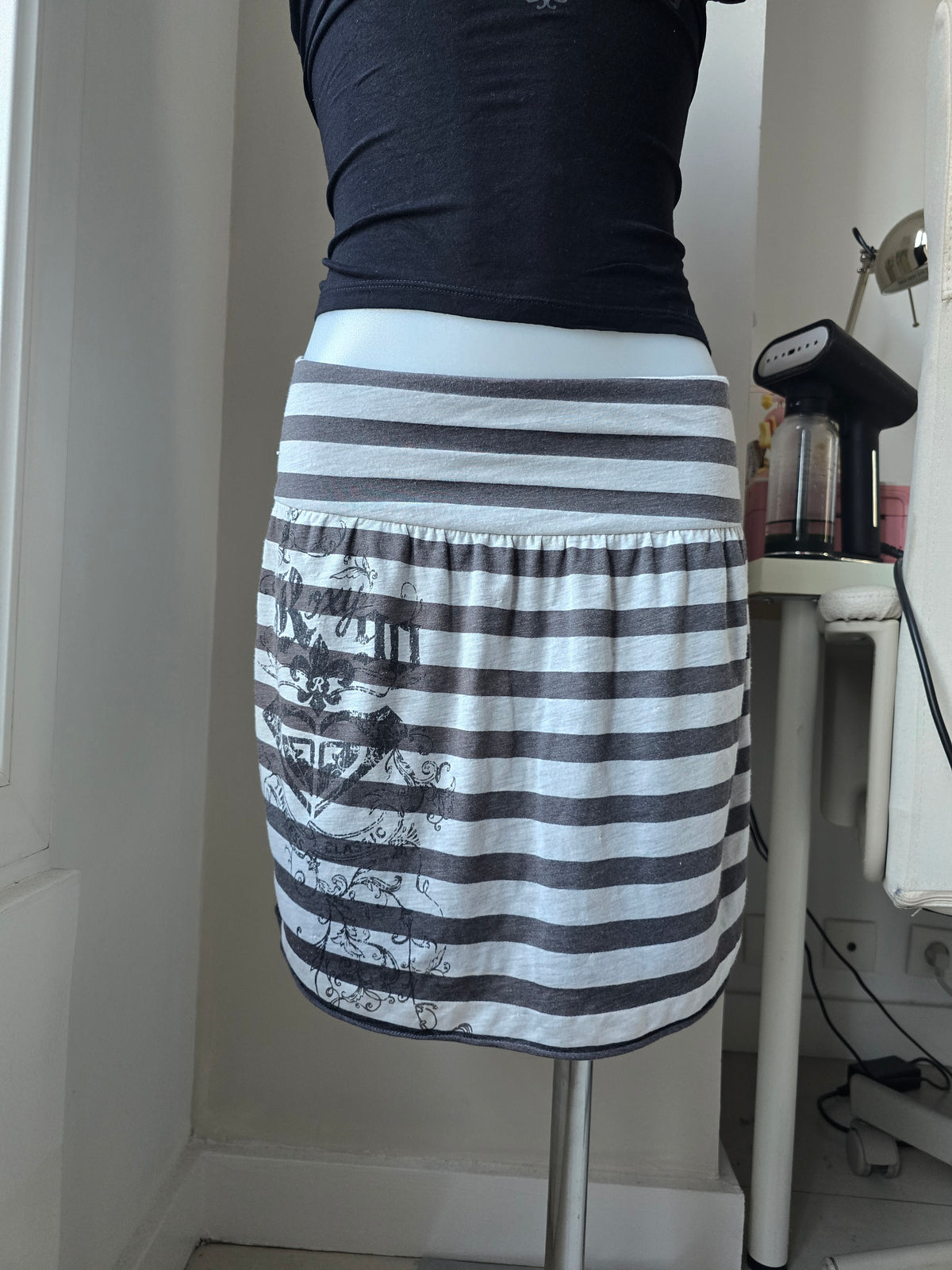2000s vintage emo scene striped grey skirt