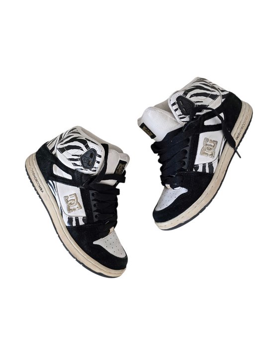 00s vintage DC swag zebra shoes