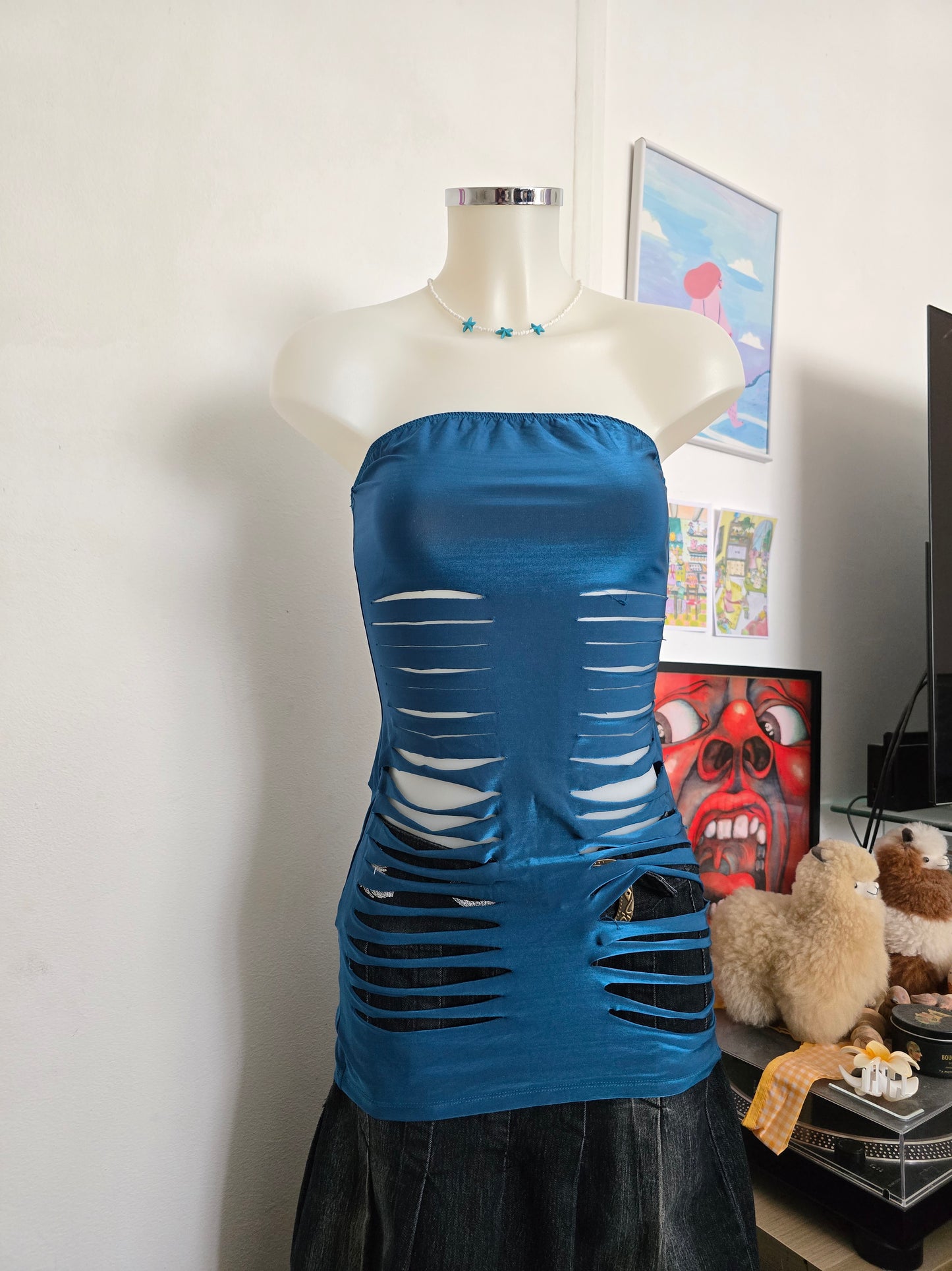 Y2k vintage indie sleaze destroy top