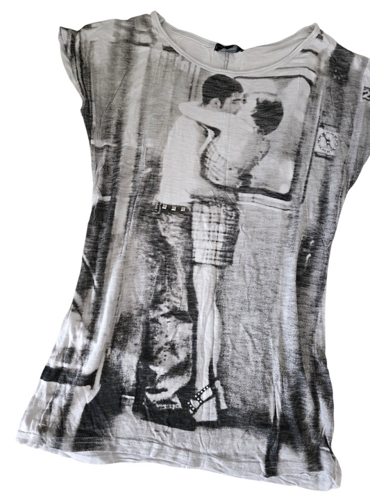 00s vintage softgrunge studded printed top