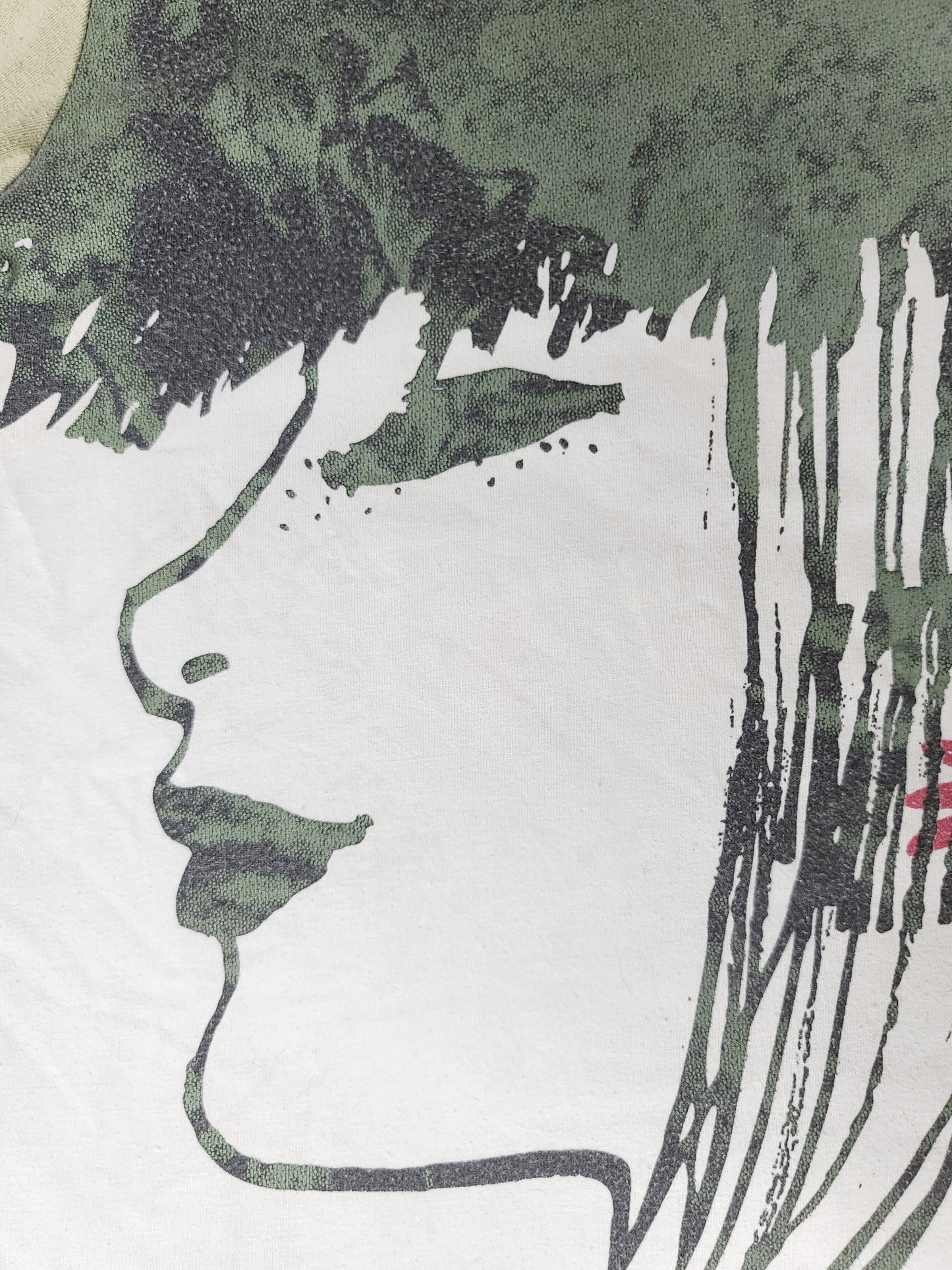 Top vintage 2000s graphic pastel