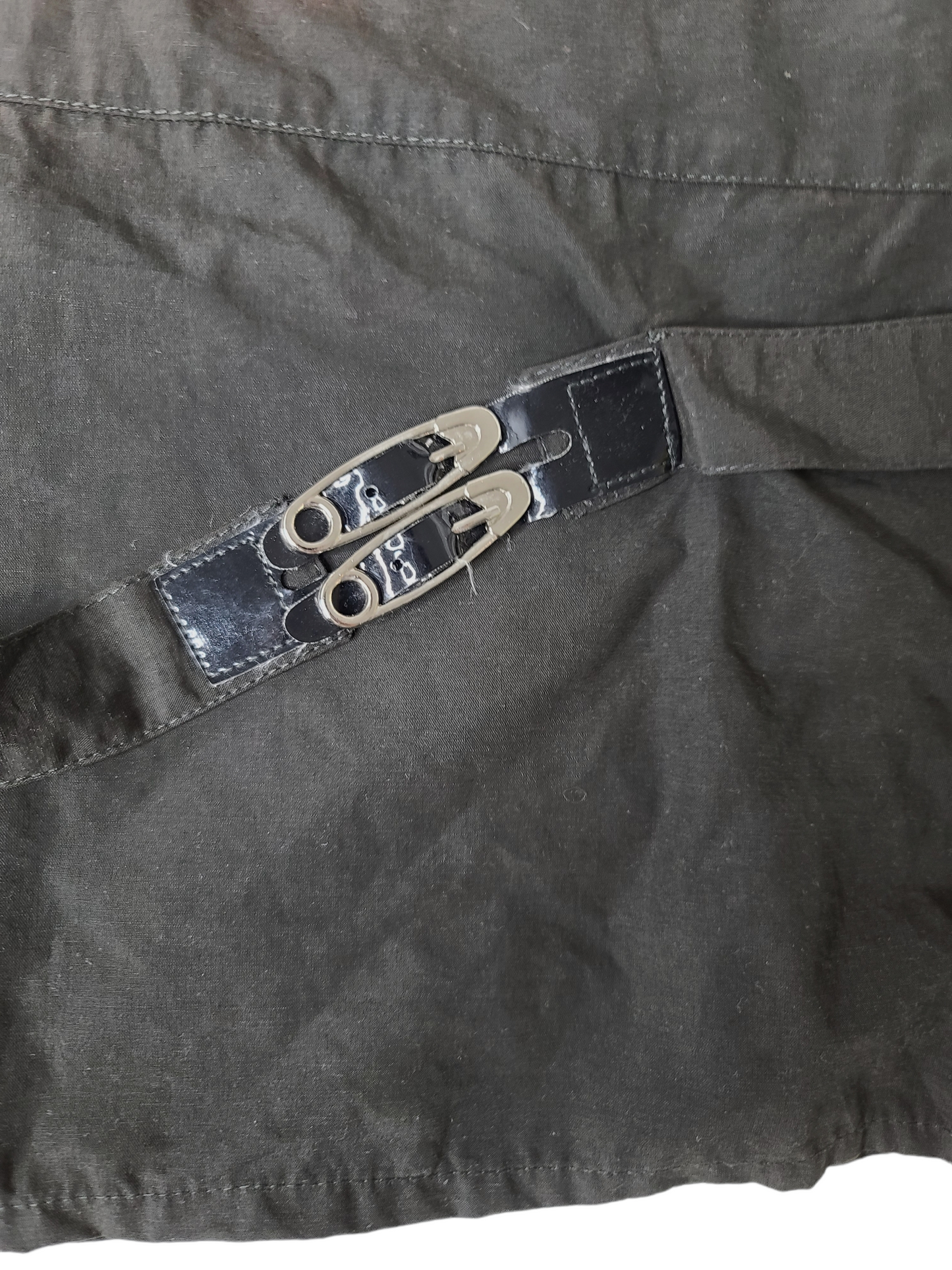 Jupe cyberpunk post-apo archive