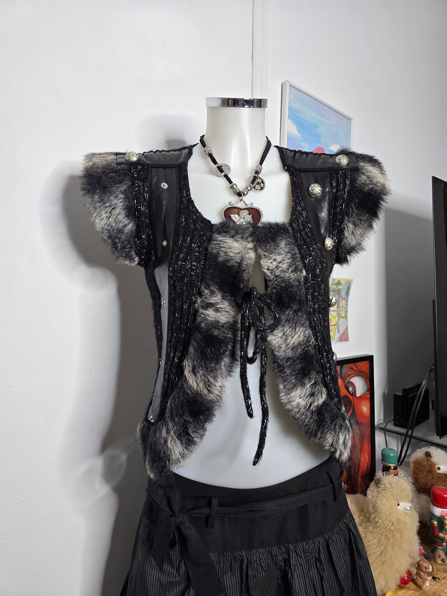 Y2k vintage fake fur coquette jacket