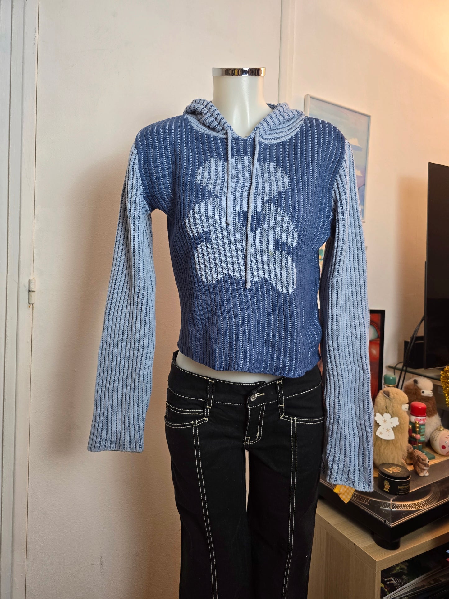 90s vintage flirty ribbed sweater