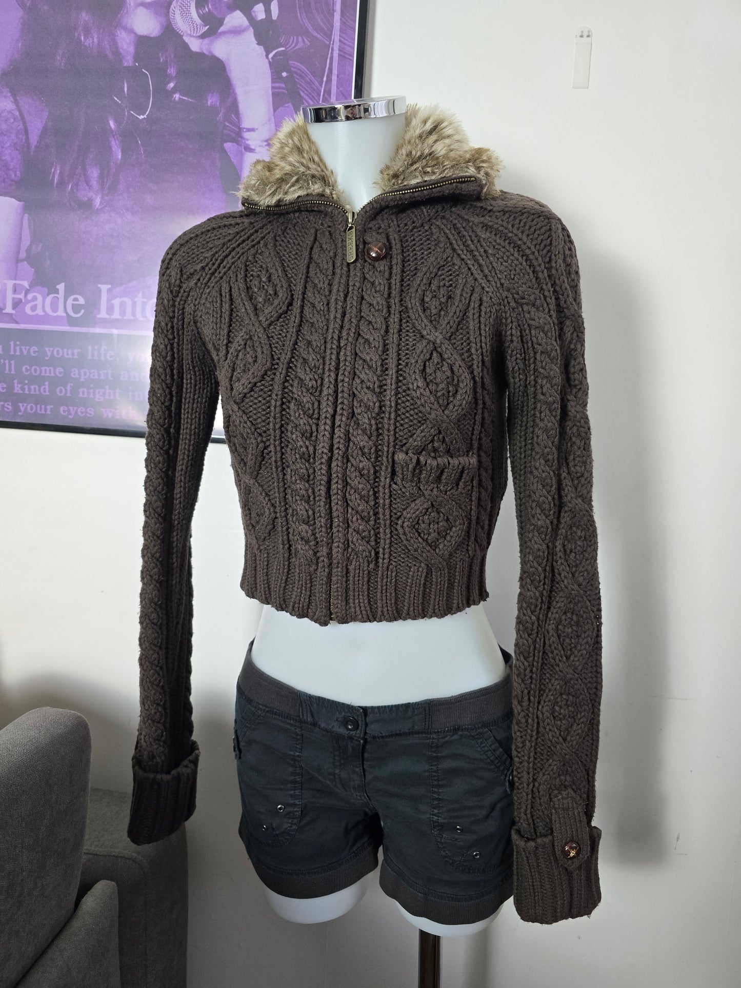 00s vintage coquette ribbed faux fur zip sweater