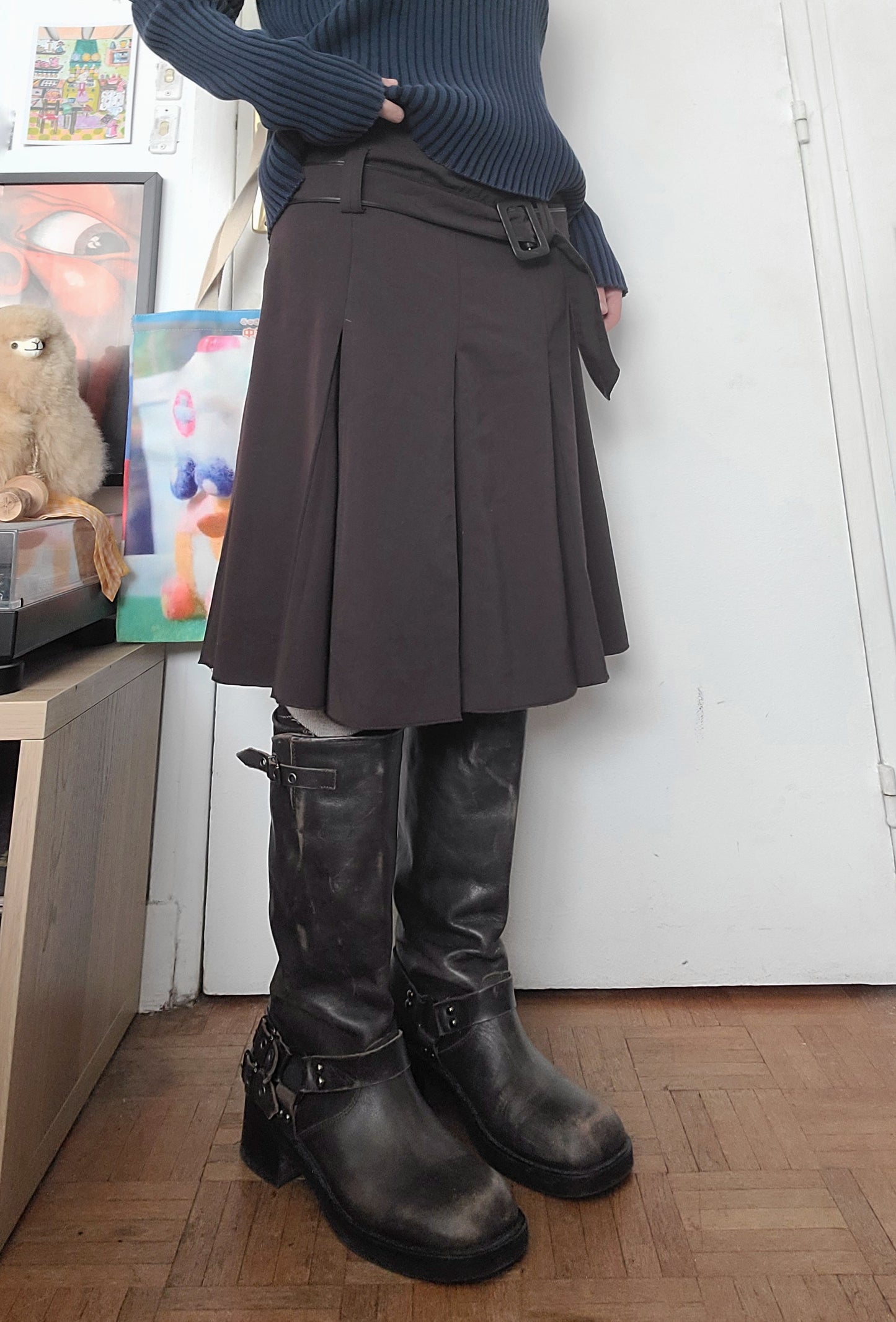 90s downtown pleated skirt