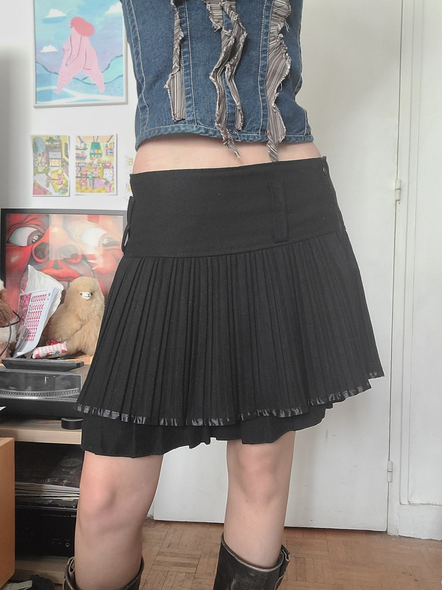 90s vintage pleated downtown skirt