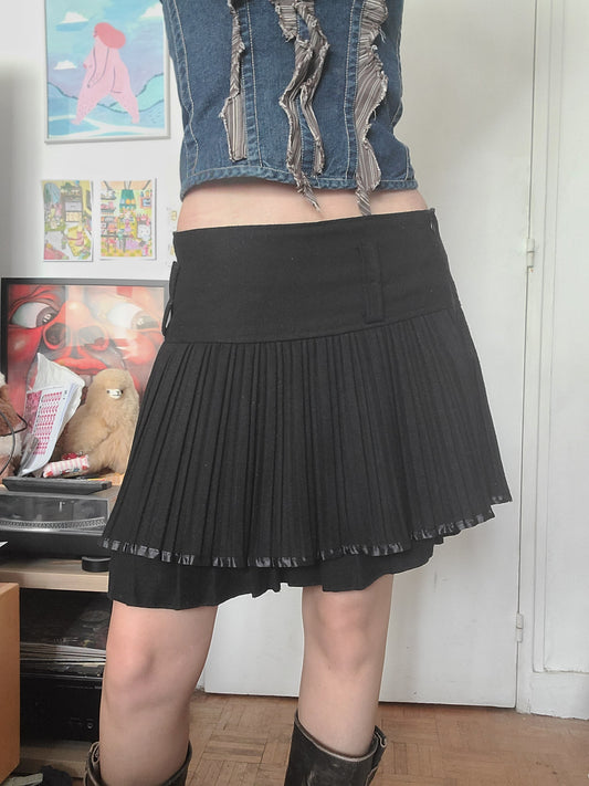 90s vintage pleated downtown skirt