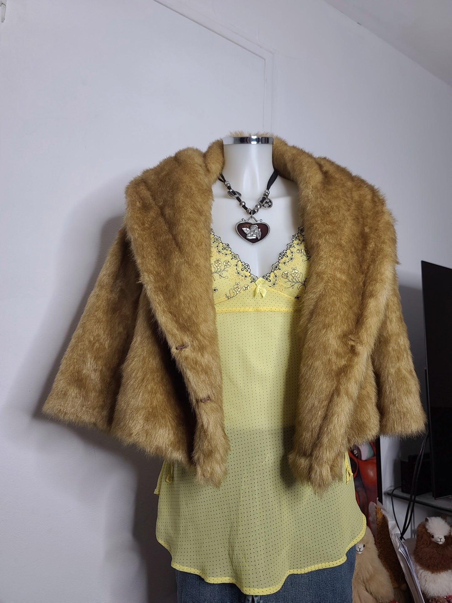 Y2k vintage fake fur coquette coat