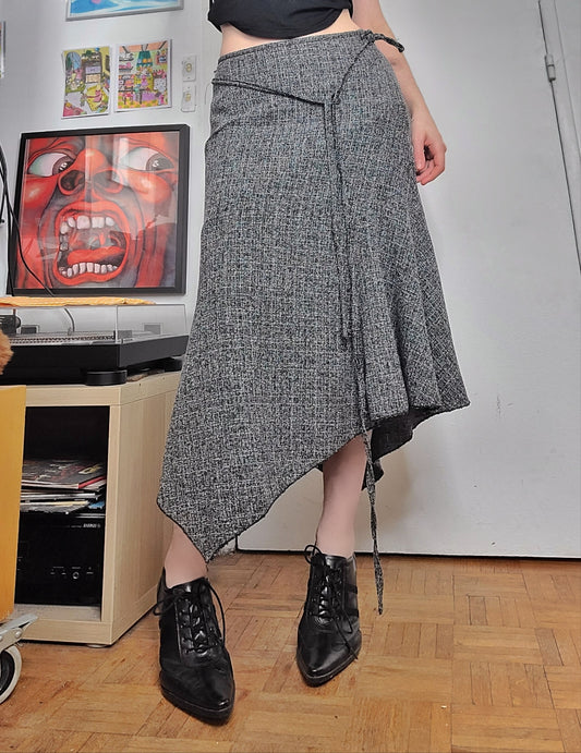Y2k downtown asymetric skirt