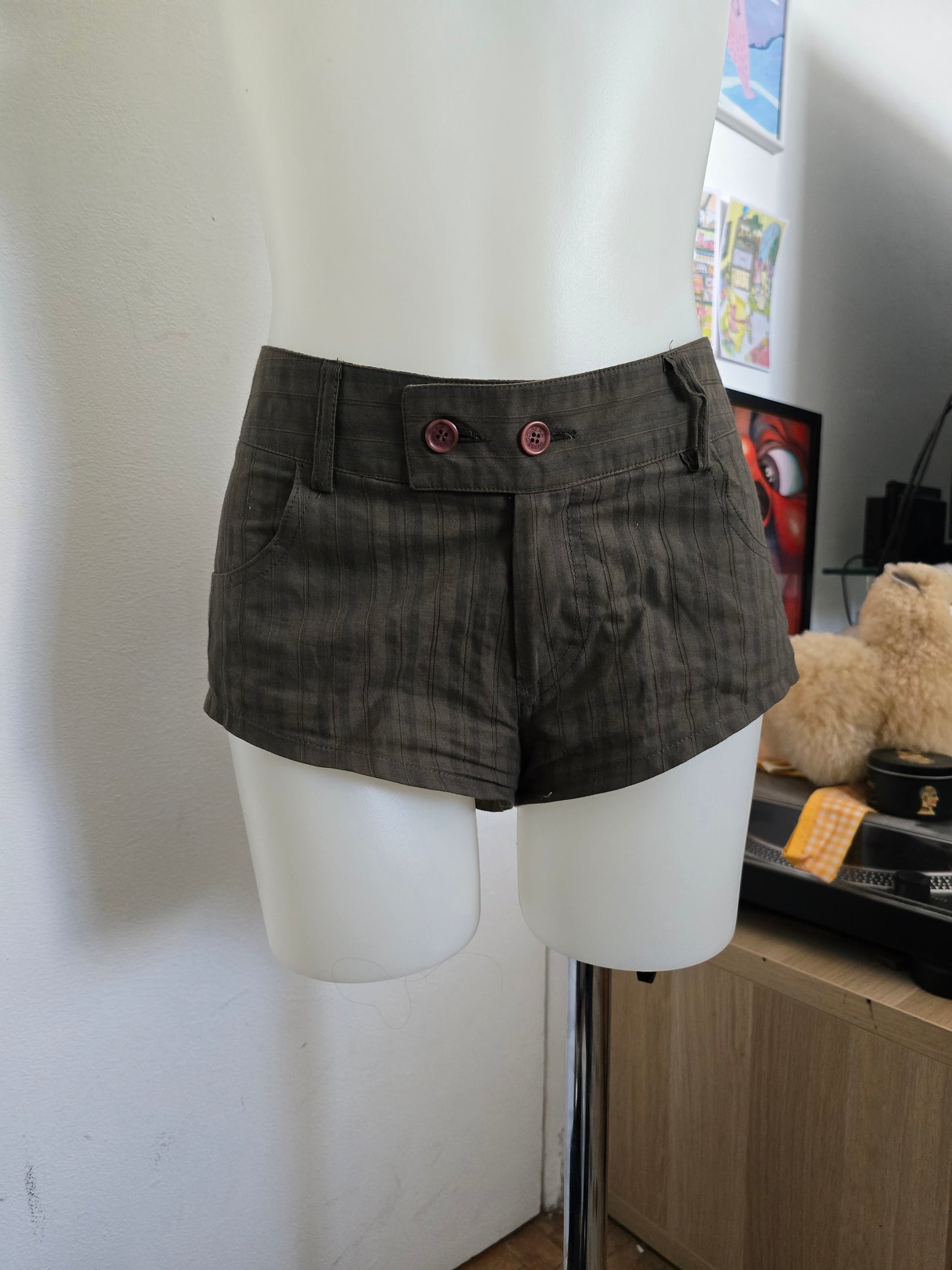 00s vintage downtown stripes mini shorts