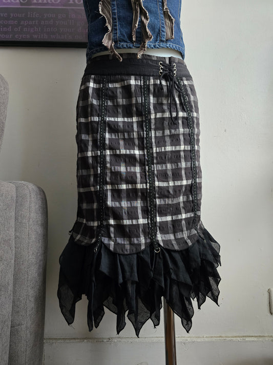 00s mallgoth plaid skirt