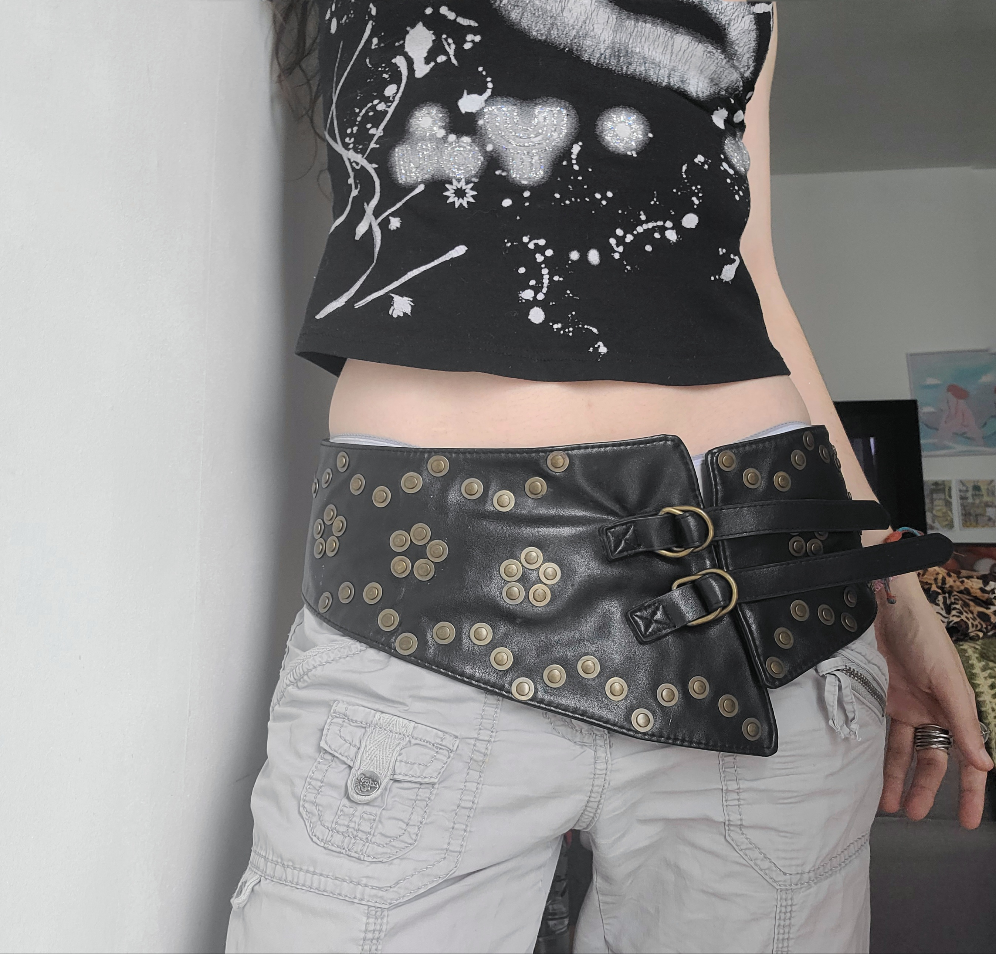 Y2k vintage studded belt