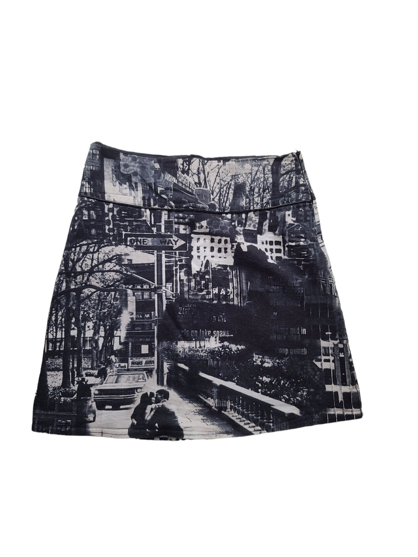 Jupe imprime noir et blanc archive fashion vintage y2k cybery2k subversive rare weird printed paris france new york