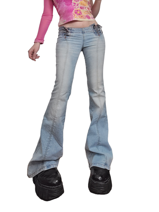 Jean pattes delephant flared y2k 2000s indie aesthetic bratz lacets western bohem 