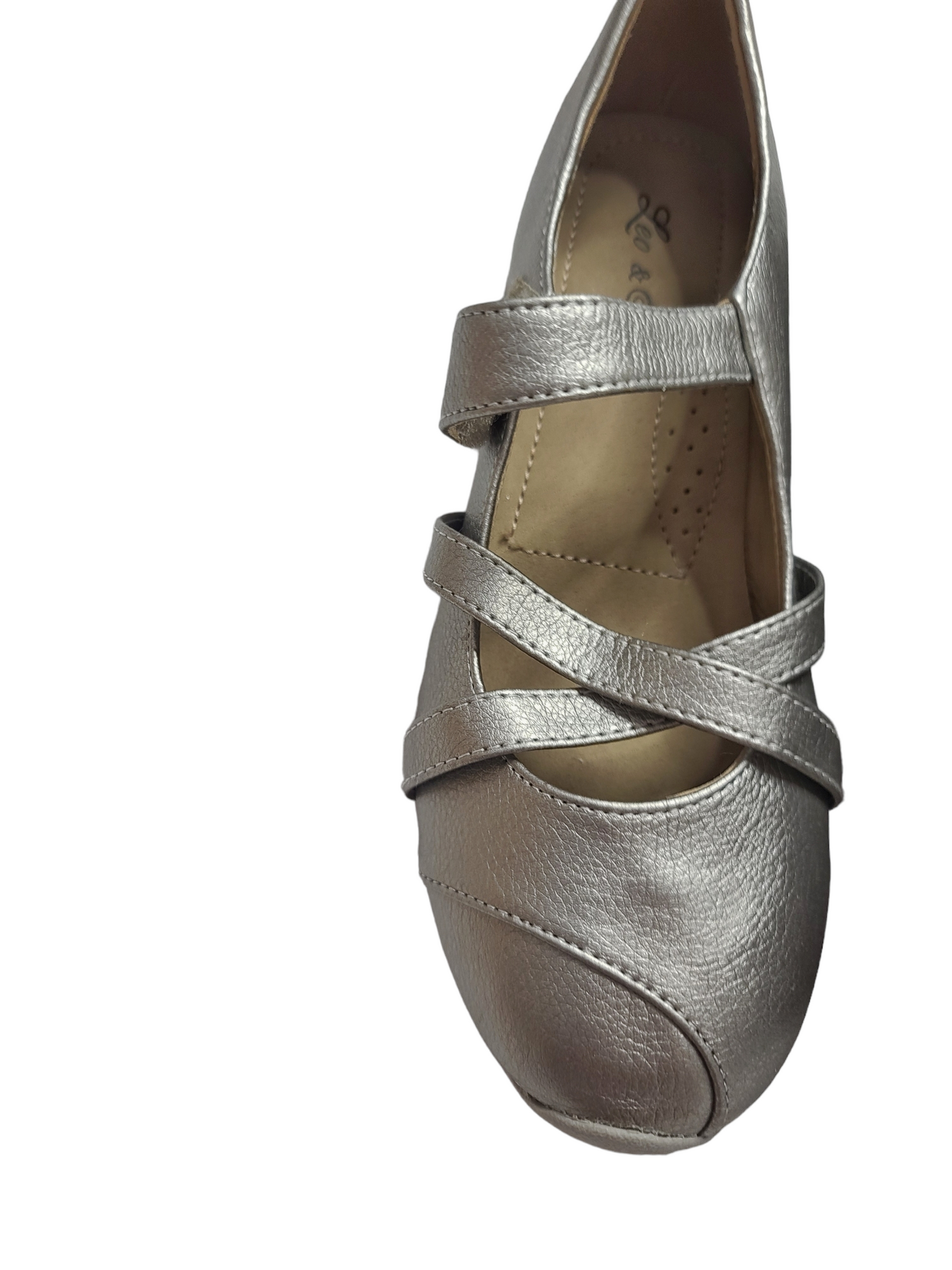 Ballerina cybery2k futuristic