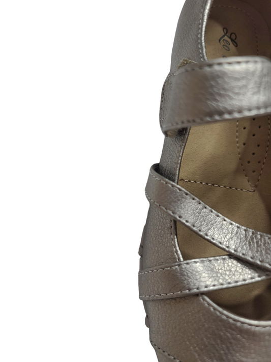 Ballerina cybery2k futuristic