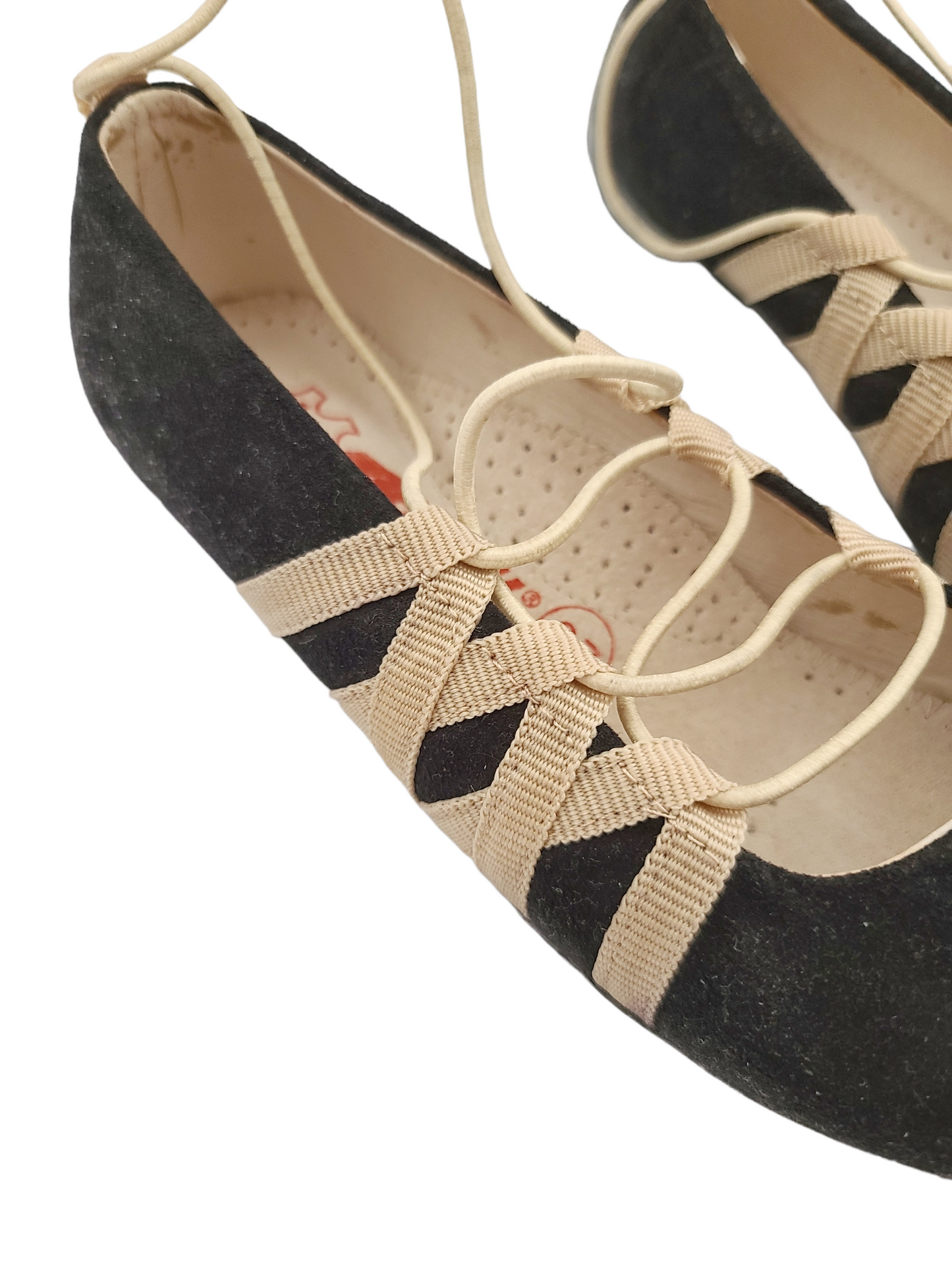 Subversive basics sportswear ballerina