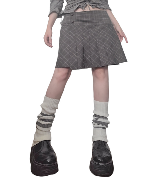 Y2k downtown plaid skirt