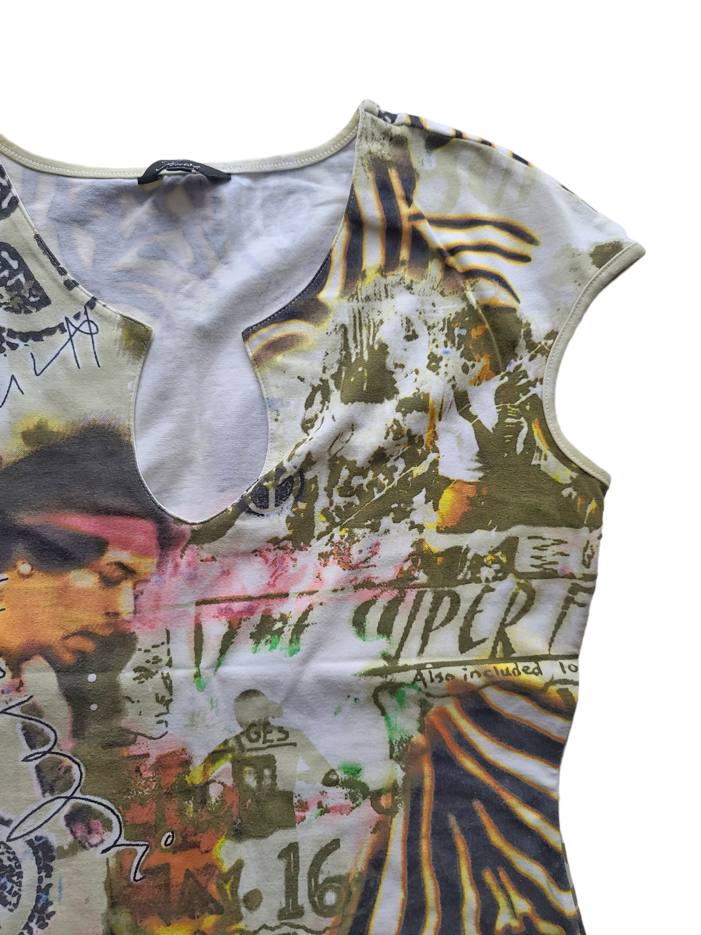 Graphic 90s printed tank top