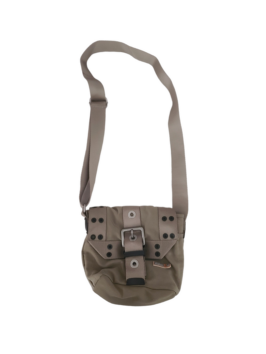 Cybergrunge kaki 90s shoulder bag gorpcore 