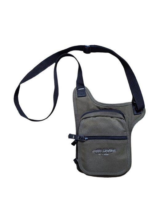 Ddp 90s khaki gorpcore vintage bag
