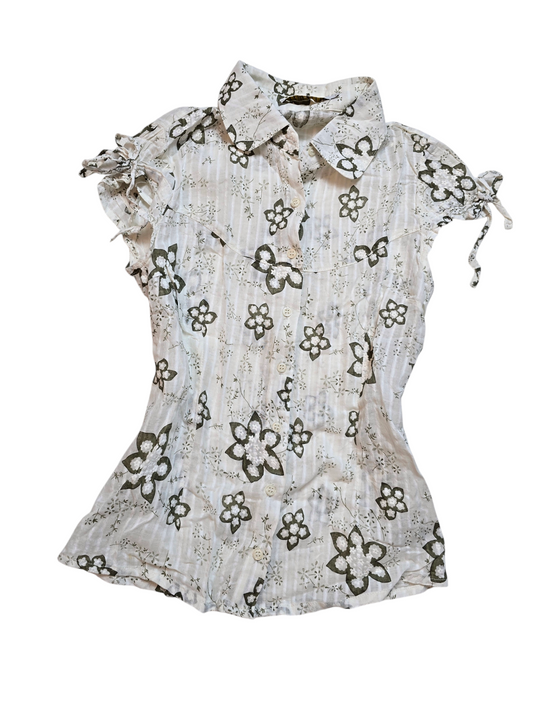90s vintage flirty flowers shirt top