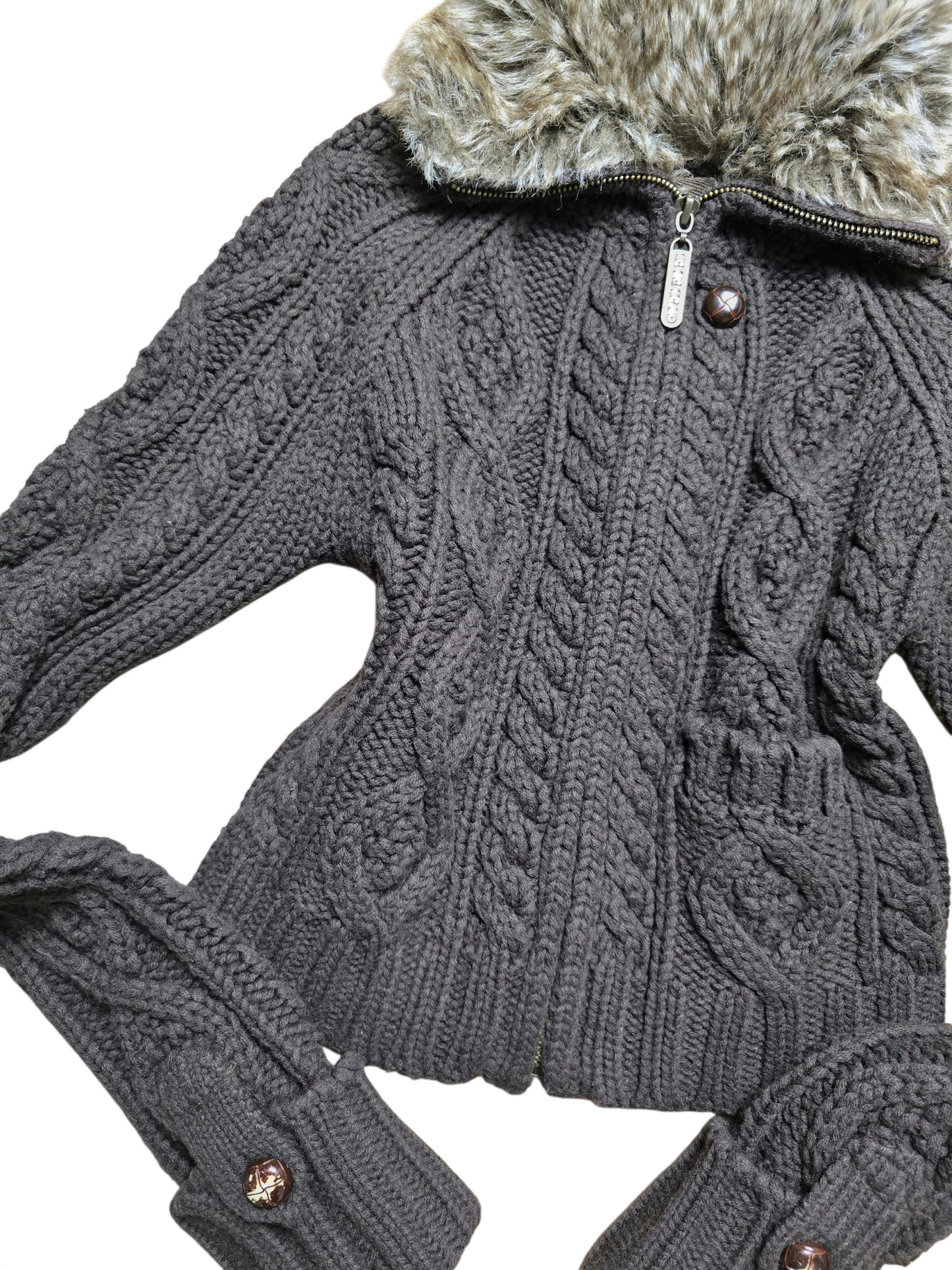 00s vintage coquette ribbed faux fur zip sweater