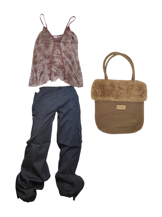 Y2k mcbling outfit vintage bimbocore 2000 wholesale 90s archive cargo pants grunge mesh glam leopard top
