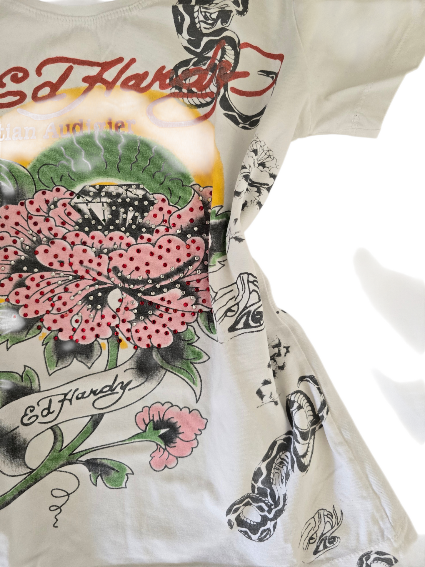 2000s vintage Ed Hardy tshirt