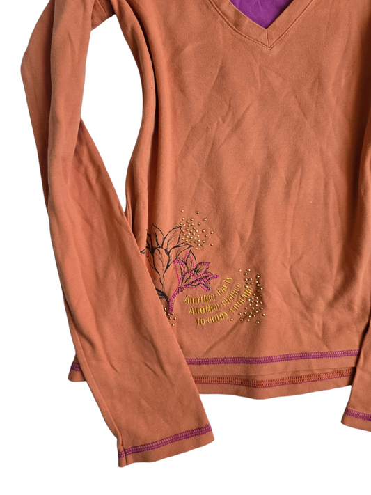 2000s vintage whimsical long sleeve top