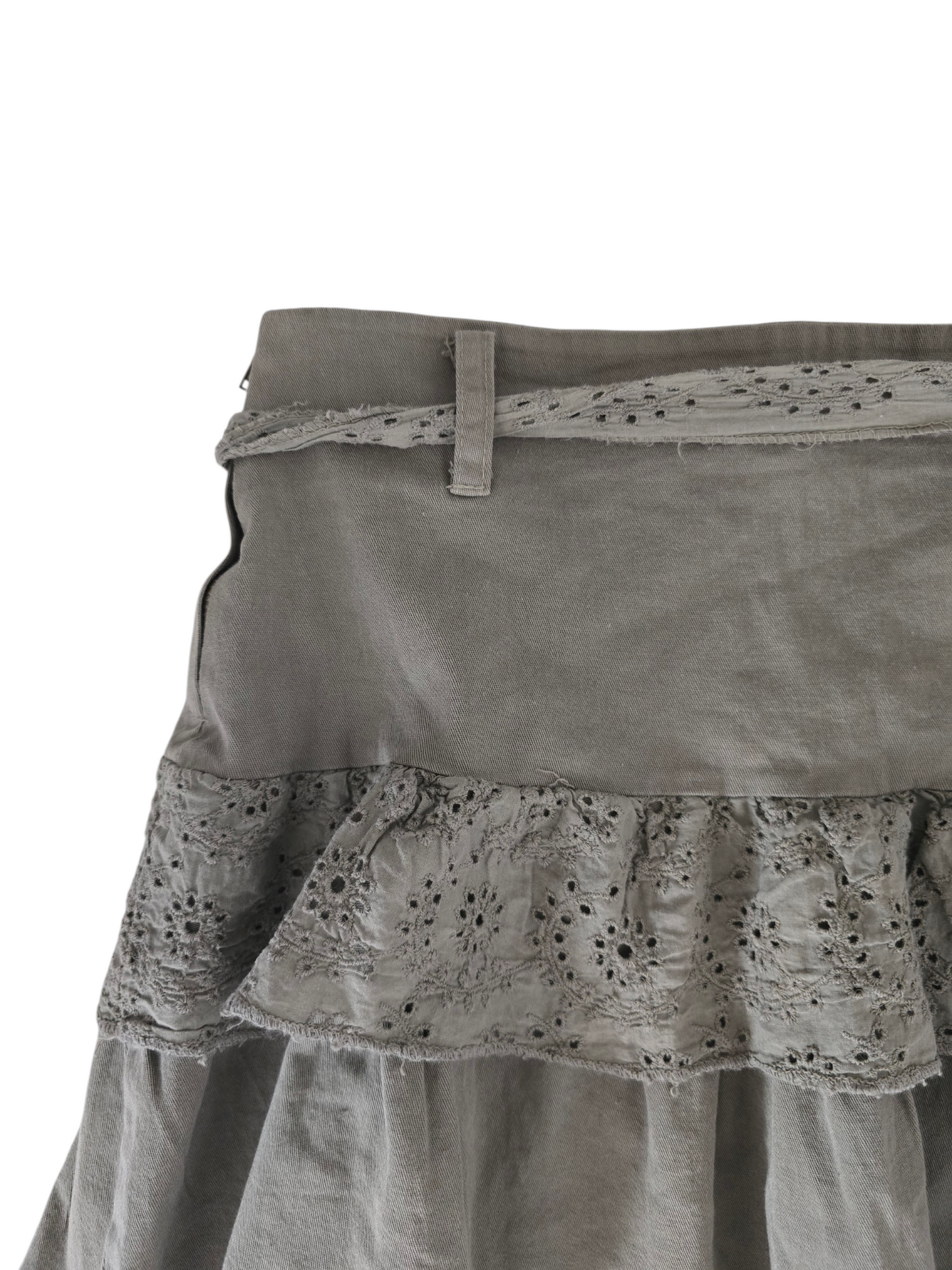 2000s vintage whimsical ruffled skirt