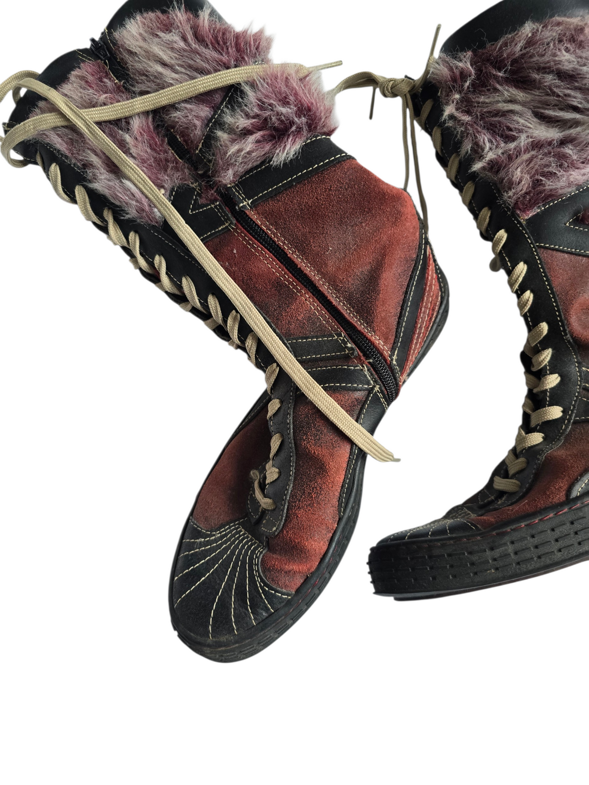 2000s softgrunge lace up fake fur boots