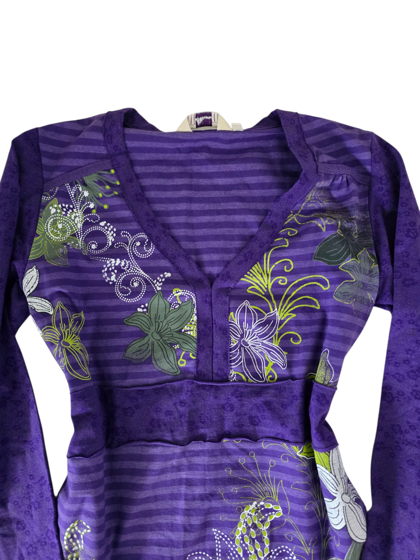 2000s vintage whimsical striped purple top