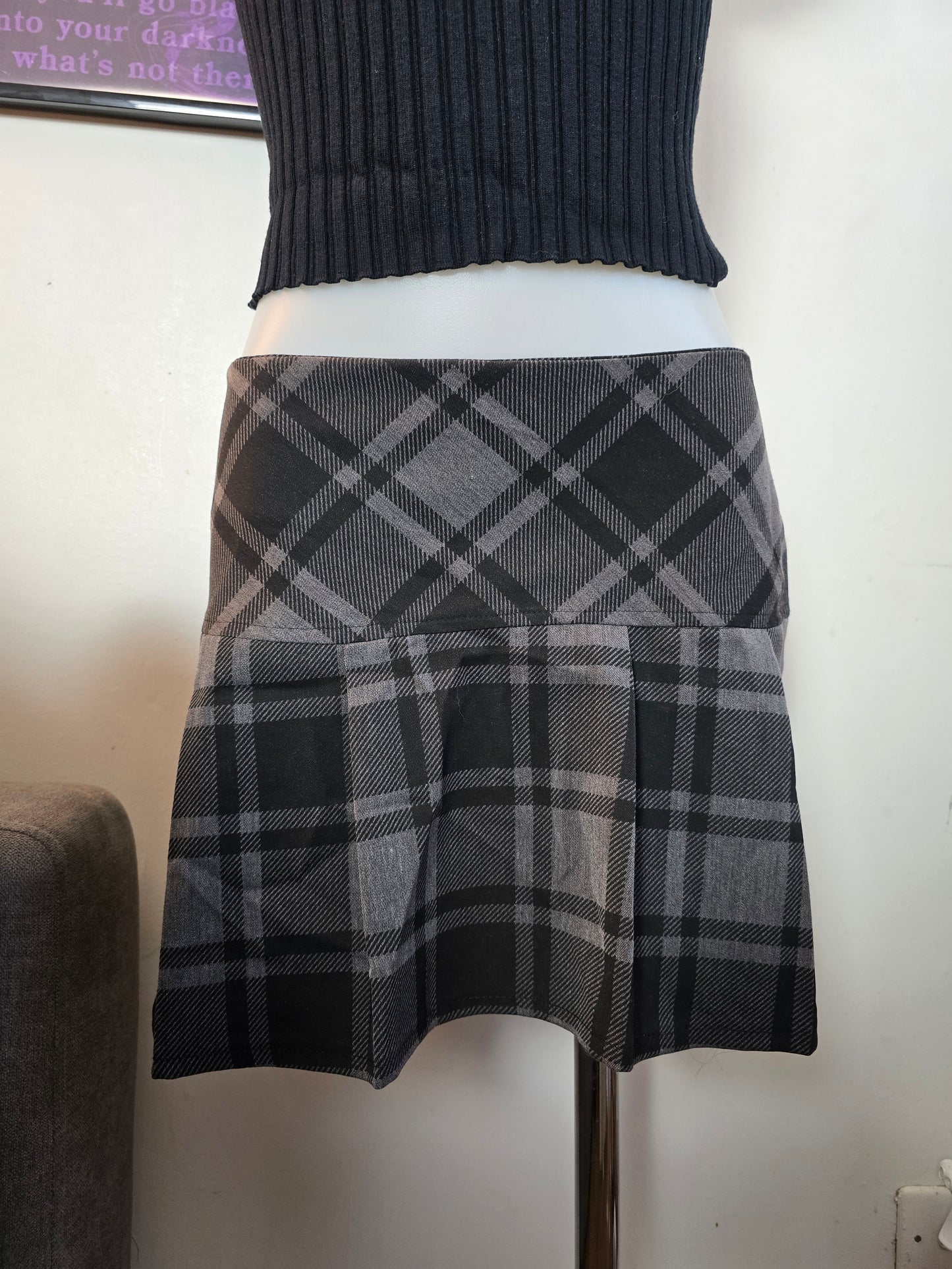 00s vintage dark coquette plaid mini skirt