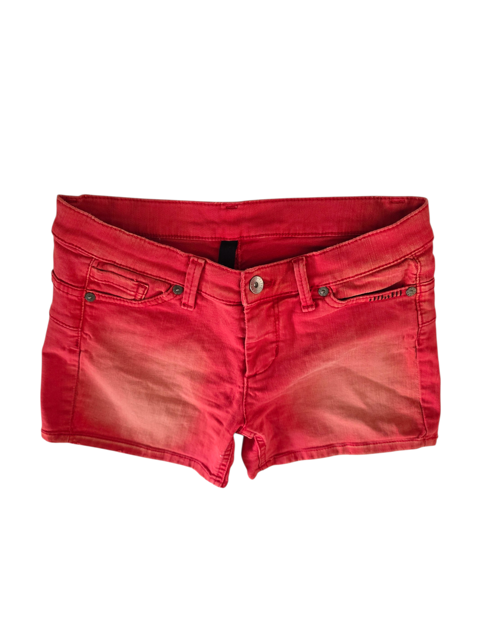2000s vintage indie red short - zimfriperie