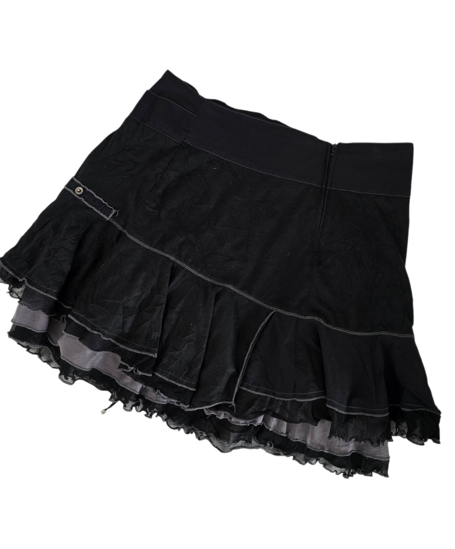 2000s vintage mallgoth ruffled skirt