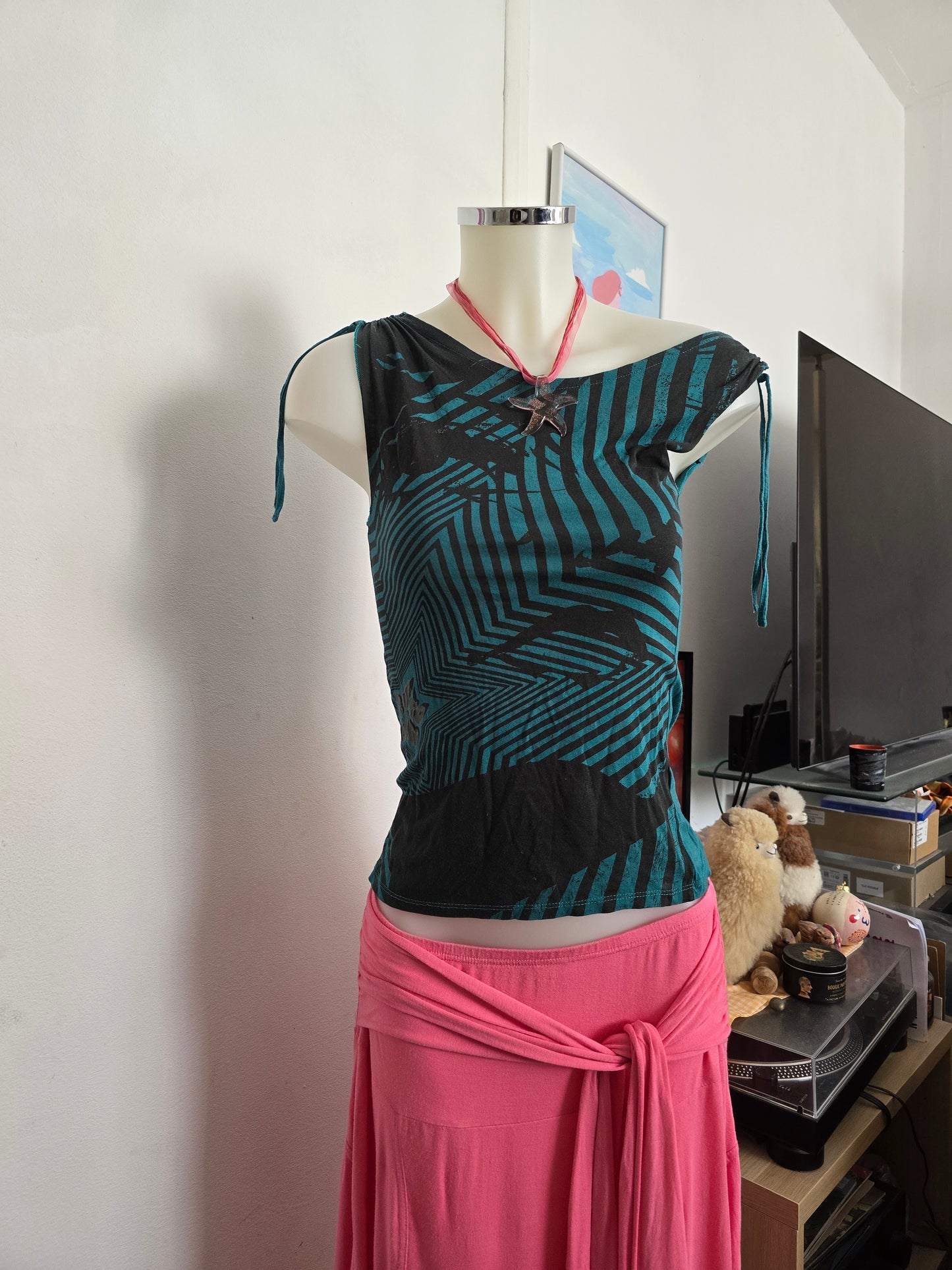 Y2k vintage indie sleaze striped top