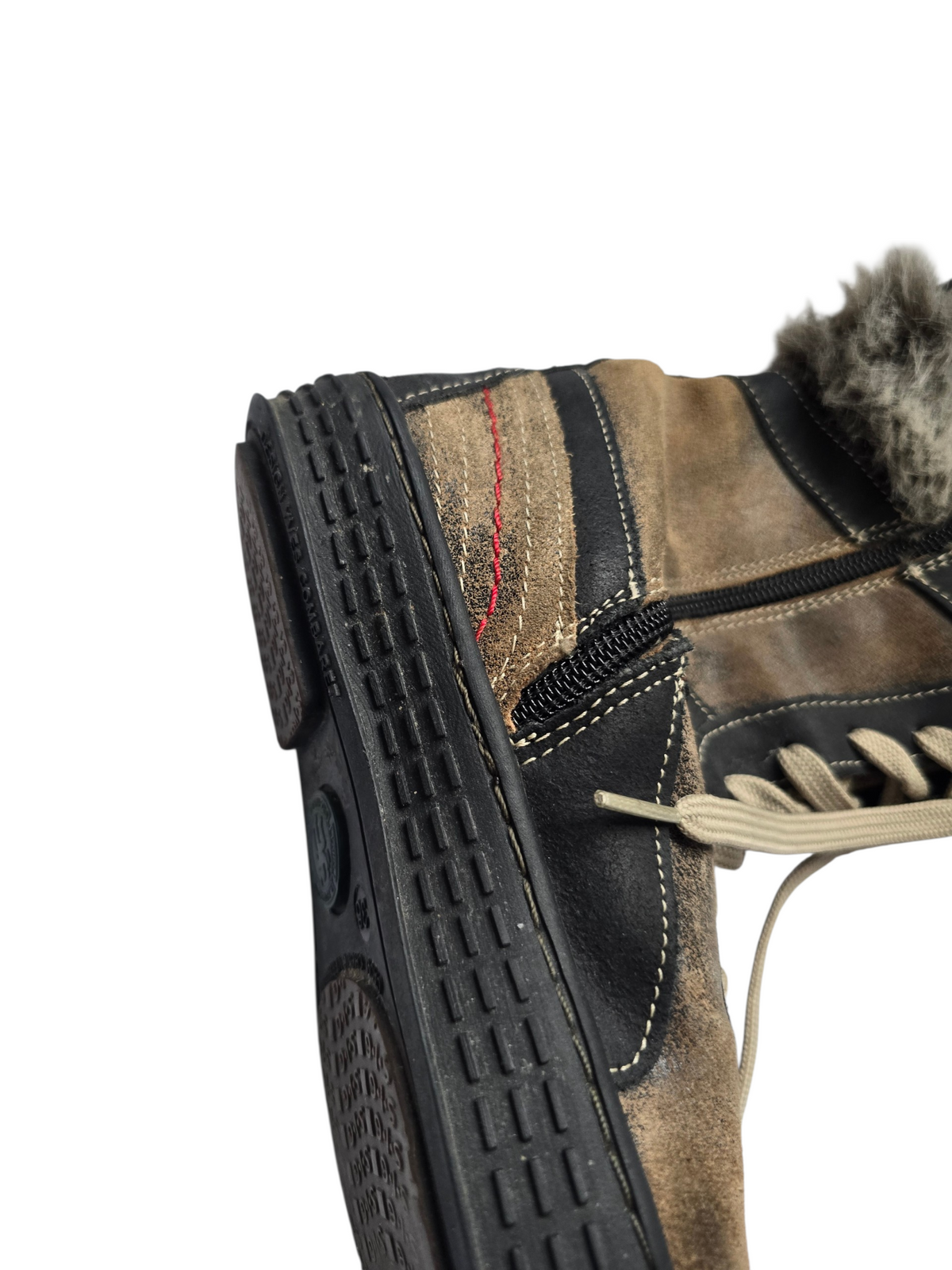 2000s softgrunge lace up fake fur boots