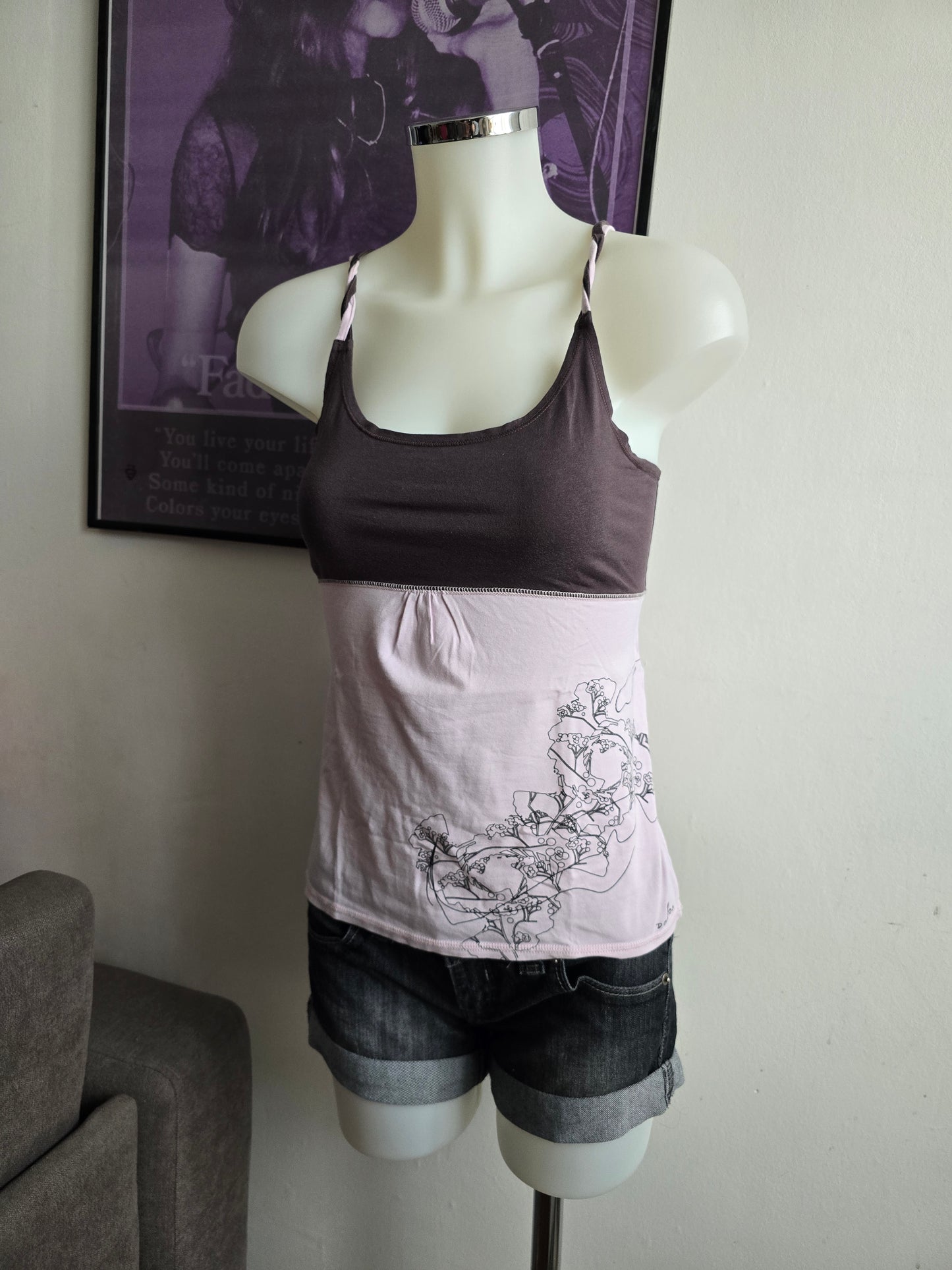 2000s vintage yoga mom babydoll top