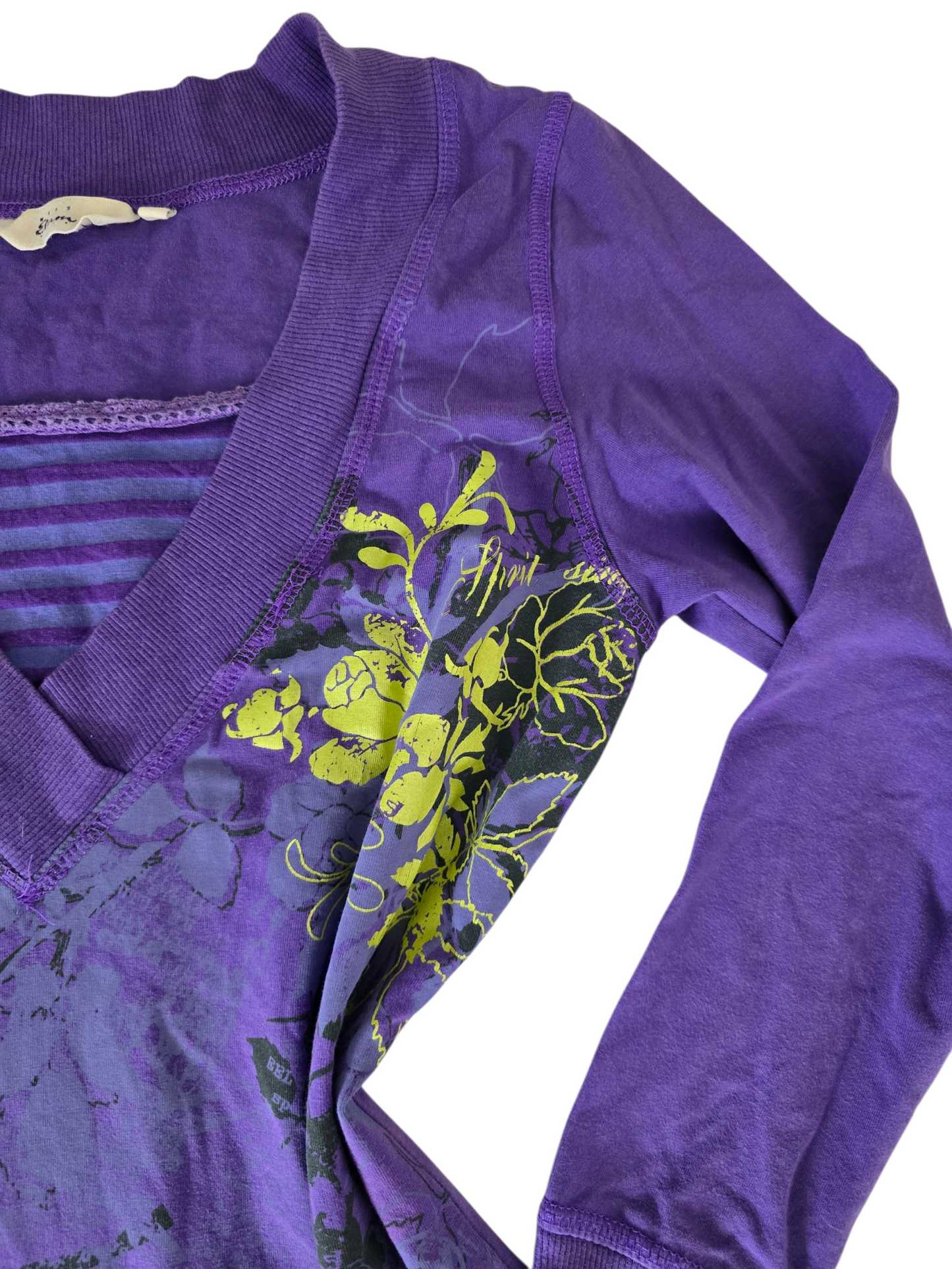 2000s vintage whimsy grunge purple top
