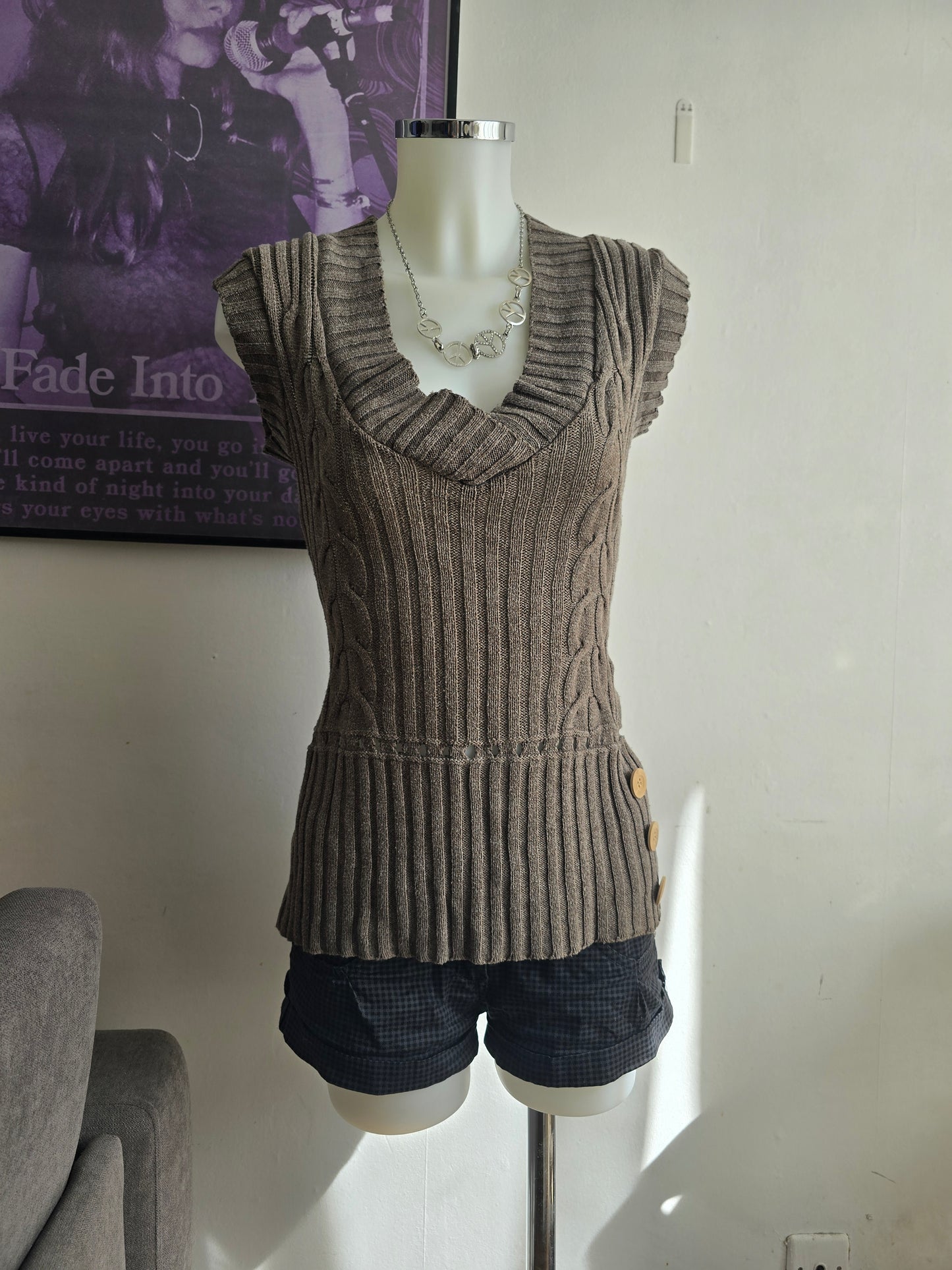 00s vintage downtown girl ribbed sleeveless sweater
