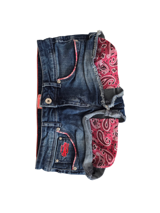 2009s vintage low waist indie denim short - zimfriperie