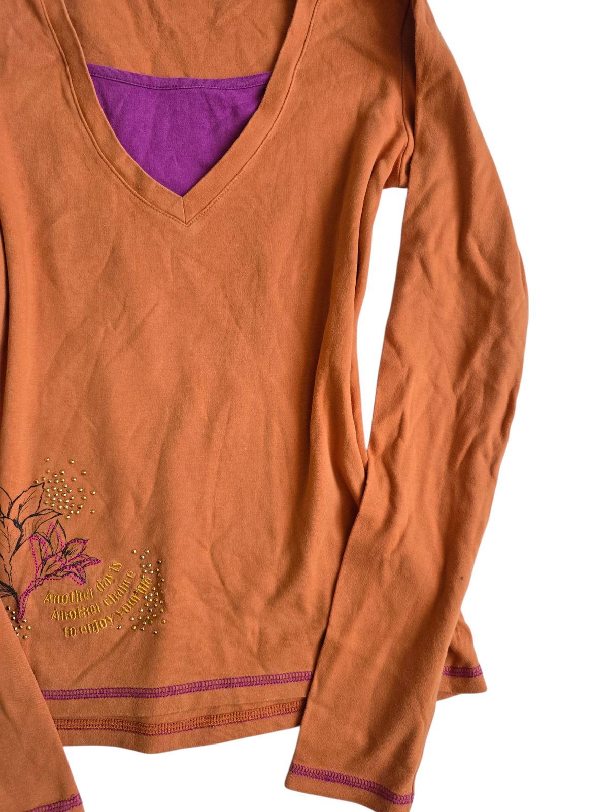 2000s vintage whimsical long sleeve top