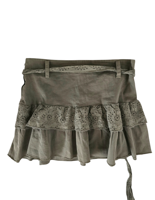2000s vintage whimsical ruffled skirt