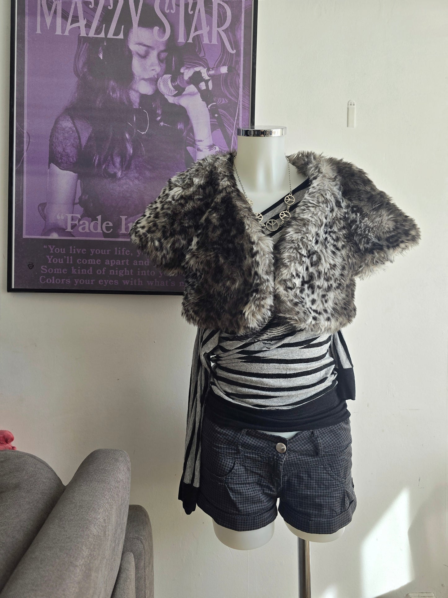 00s vintage coquette fake fur leopard bolero